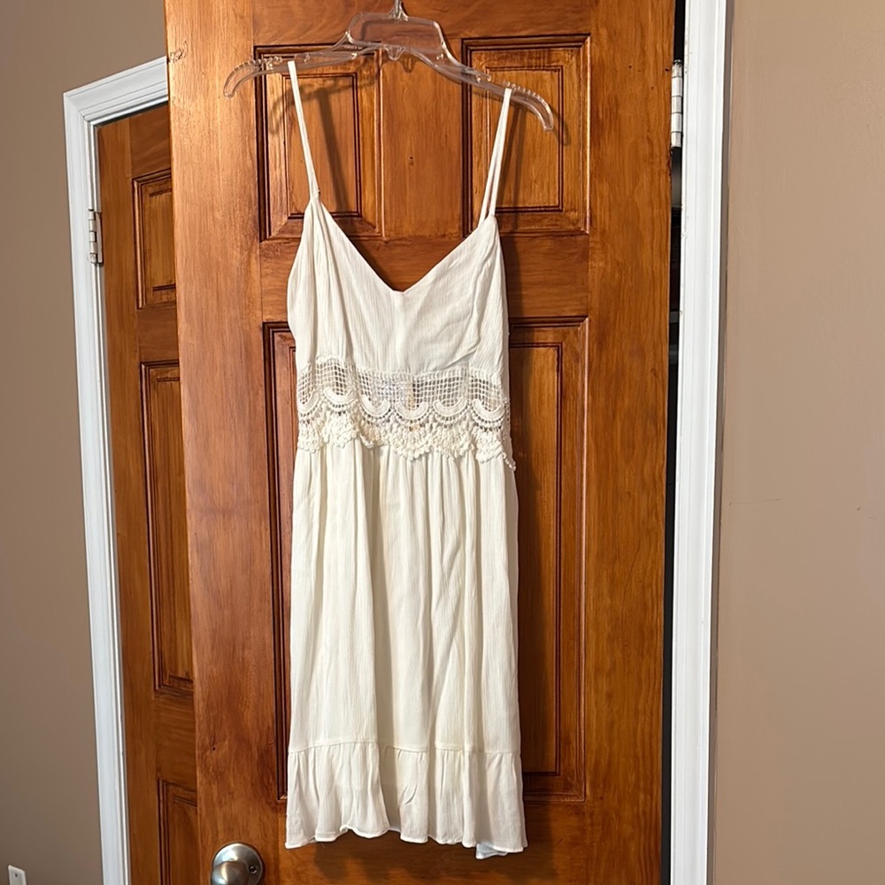 Kohl's White/Cream Pleated Midi Sundress, medium, NWT